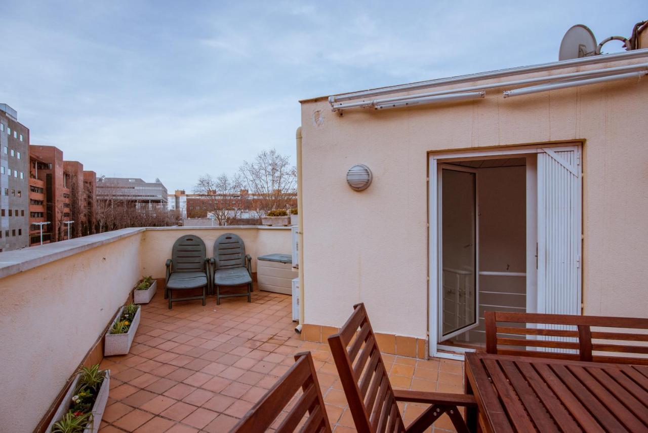 Two Bedroom Townhouse Within 10Min Walk From Beach Barcelona Bagian luar foto