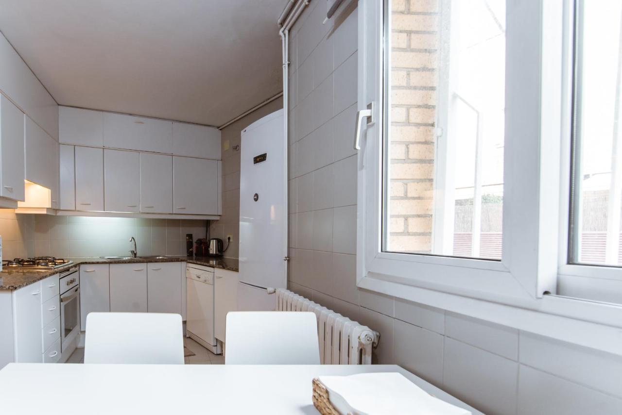 Two Bedroom Townhouse Within 10Min Walk From Beach Barcelona Bagian luar foto